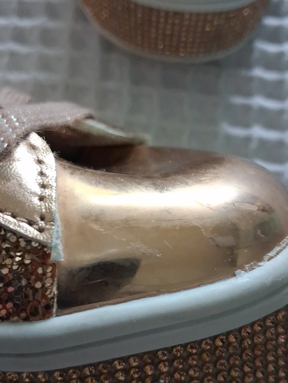 Uubaris Sparkling Glitter Rose Gold Lace Up Fashion Sneakers Size 7.5